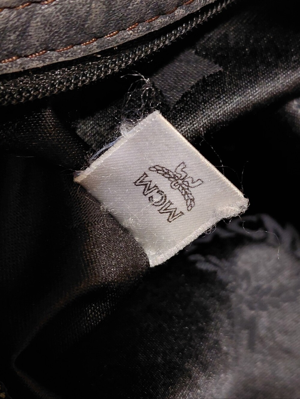 MCM Boston Bag Black Pebbled Leather - Picture 12 of 16